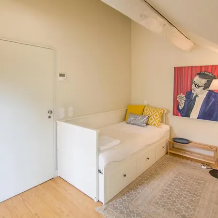 Villa Santo Amaro Sleeps 12 With Pool Air Con And Wifi Lisbon