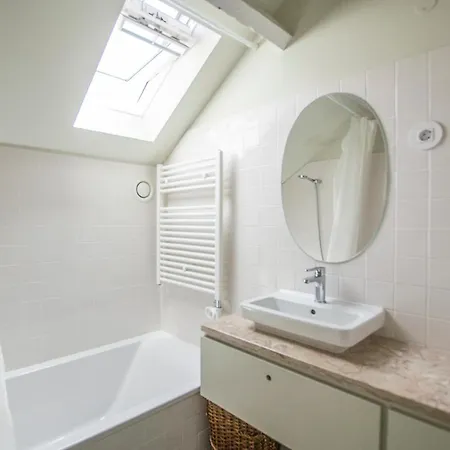 Villa Santo Amaro Sleeps 12 With Pool Air Con And Wifi *